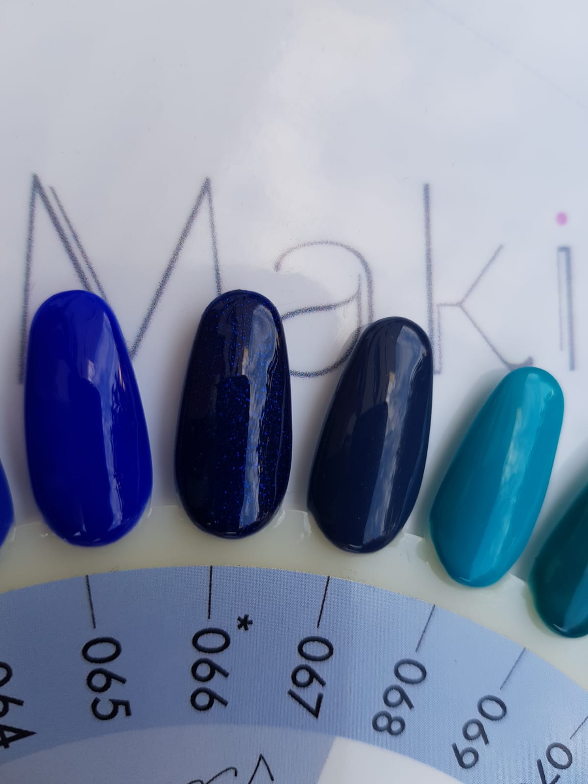 Victoria Vynn Pure Creamy Hybrid 067 After Dark