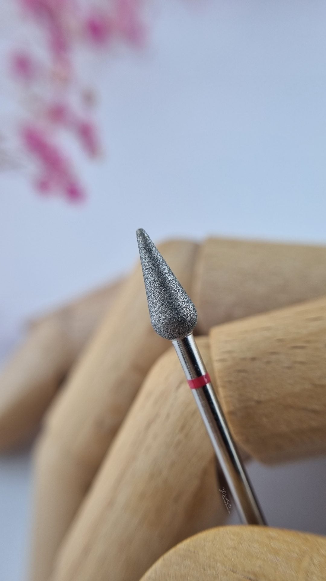 GOOD MANI Frez diamentowy Gruszka czerwona F144