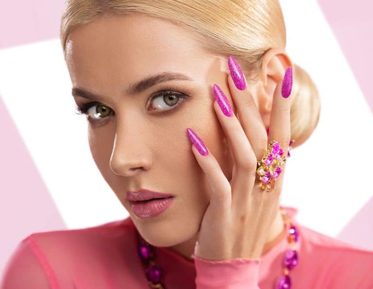 Victoria Vynn Salon Gelpolish 321 Fuchsia Mizar